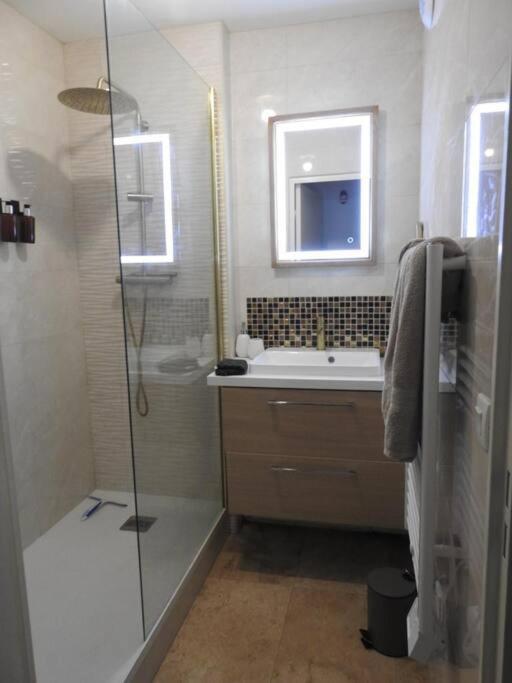 Suite Cosy&Jacuzzi Cenon Extérieur photo